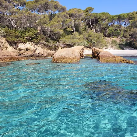 Апартаменты T2 - Gare Йер